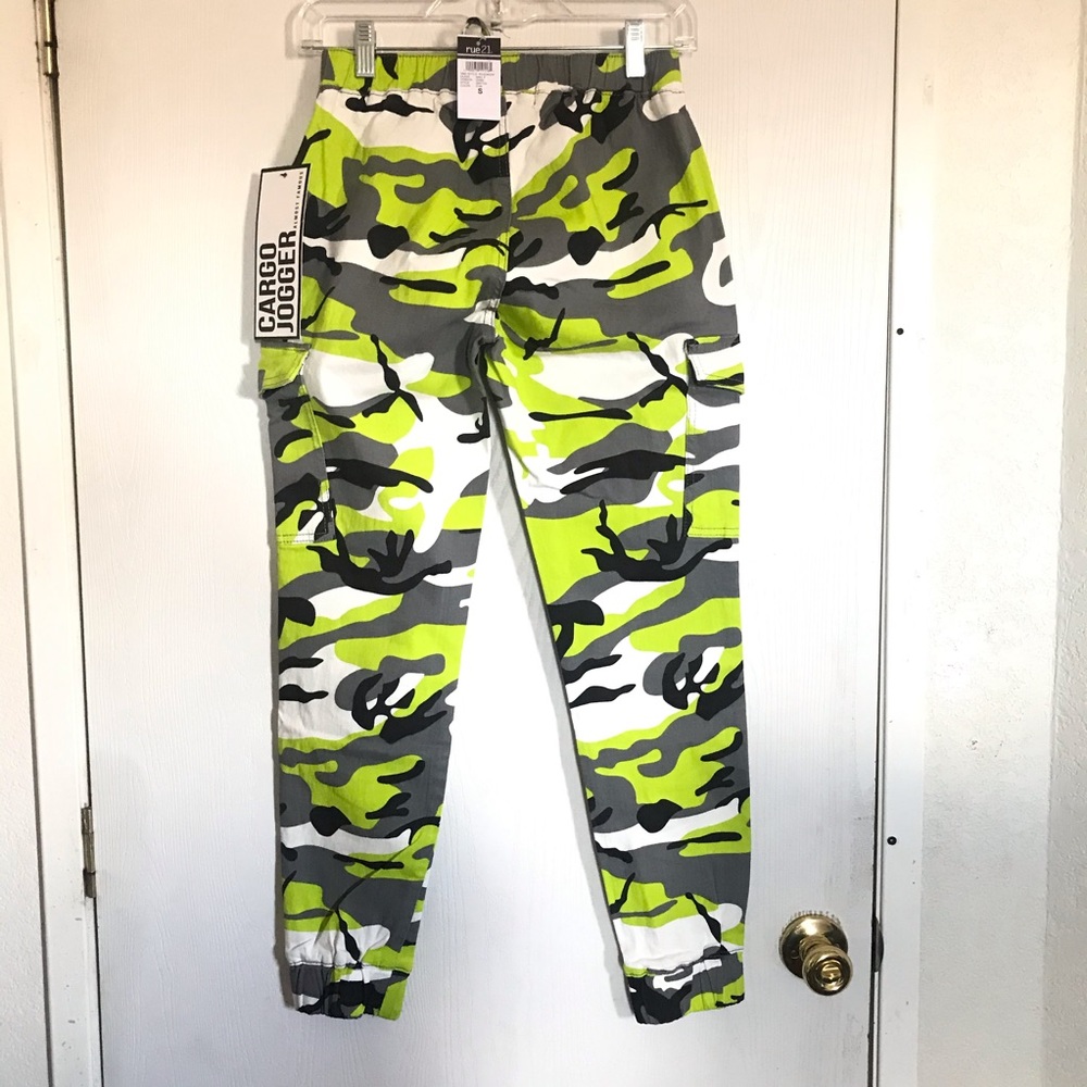 Almost Famous Neon Green Camo Drawstring Joggers - Picture 5 of 9
